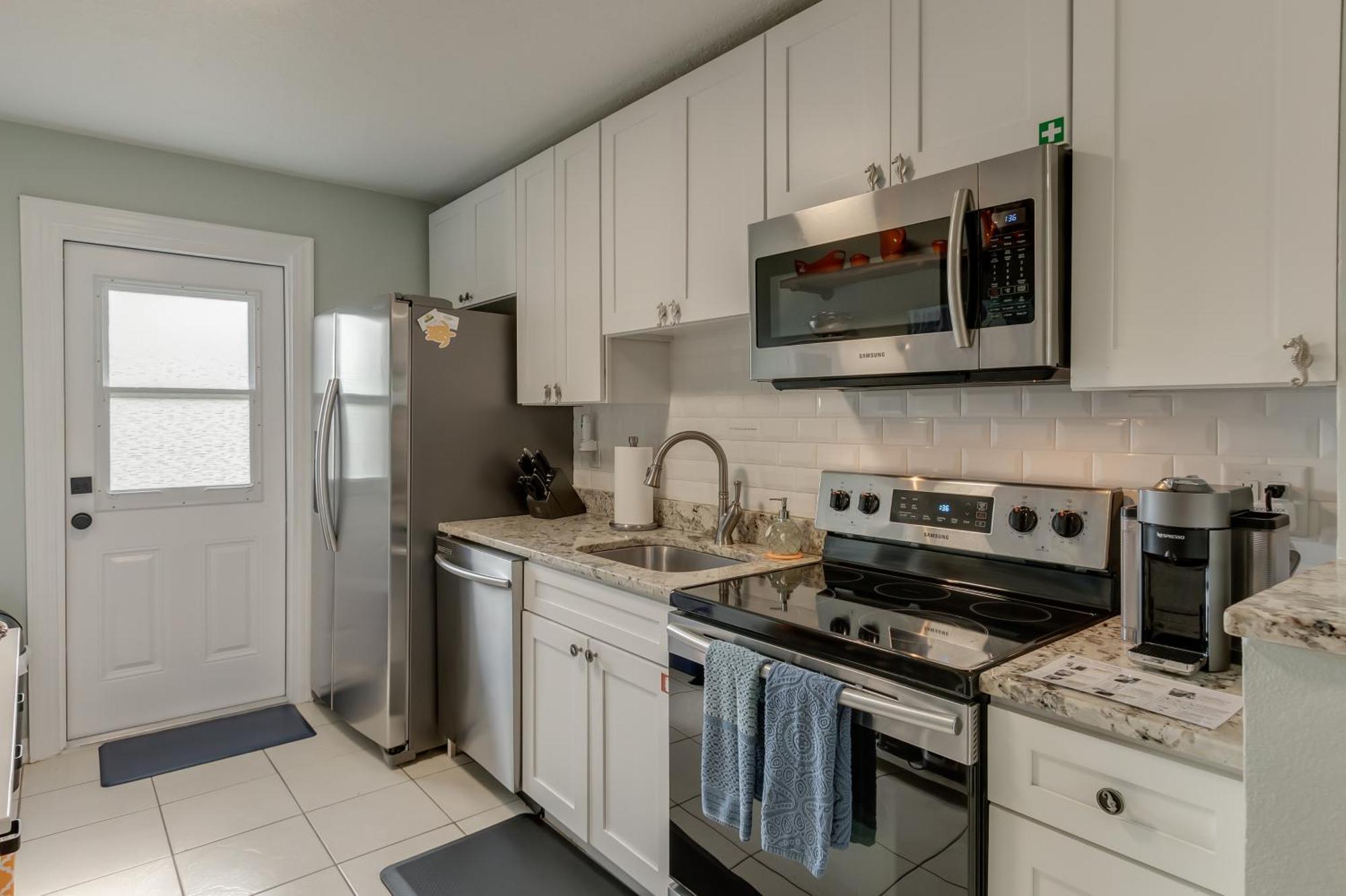 Tranquility Seahorse Suite - Oceanfront Paradise! Melbourne Beach Exterior foto